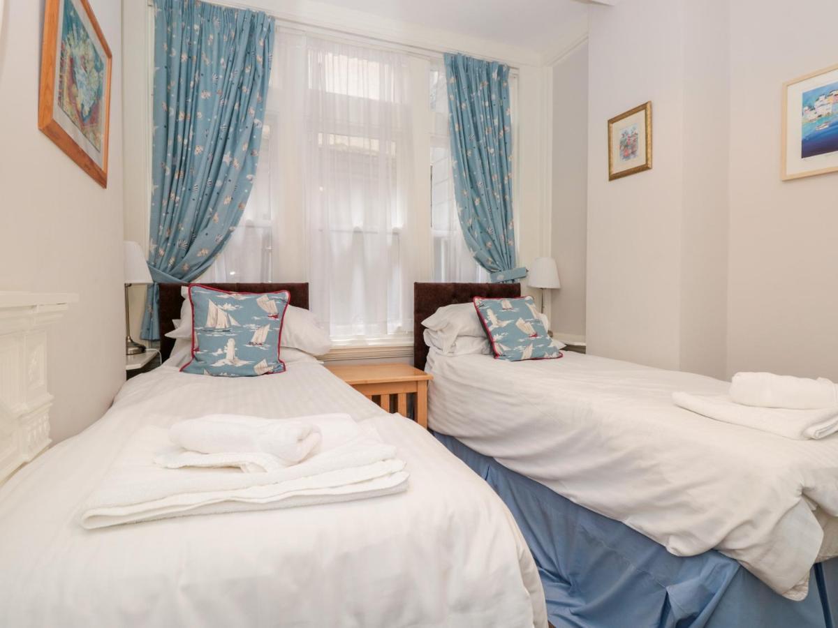Апартаменты 2 York House Дартмаут Экстерьер фото